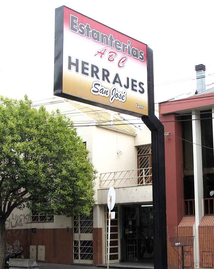 Herrajes San José Centro • Salta, Argentina | La Empresa